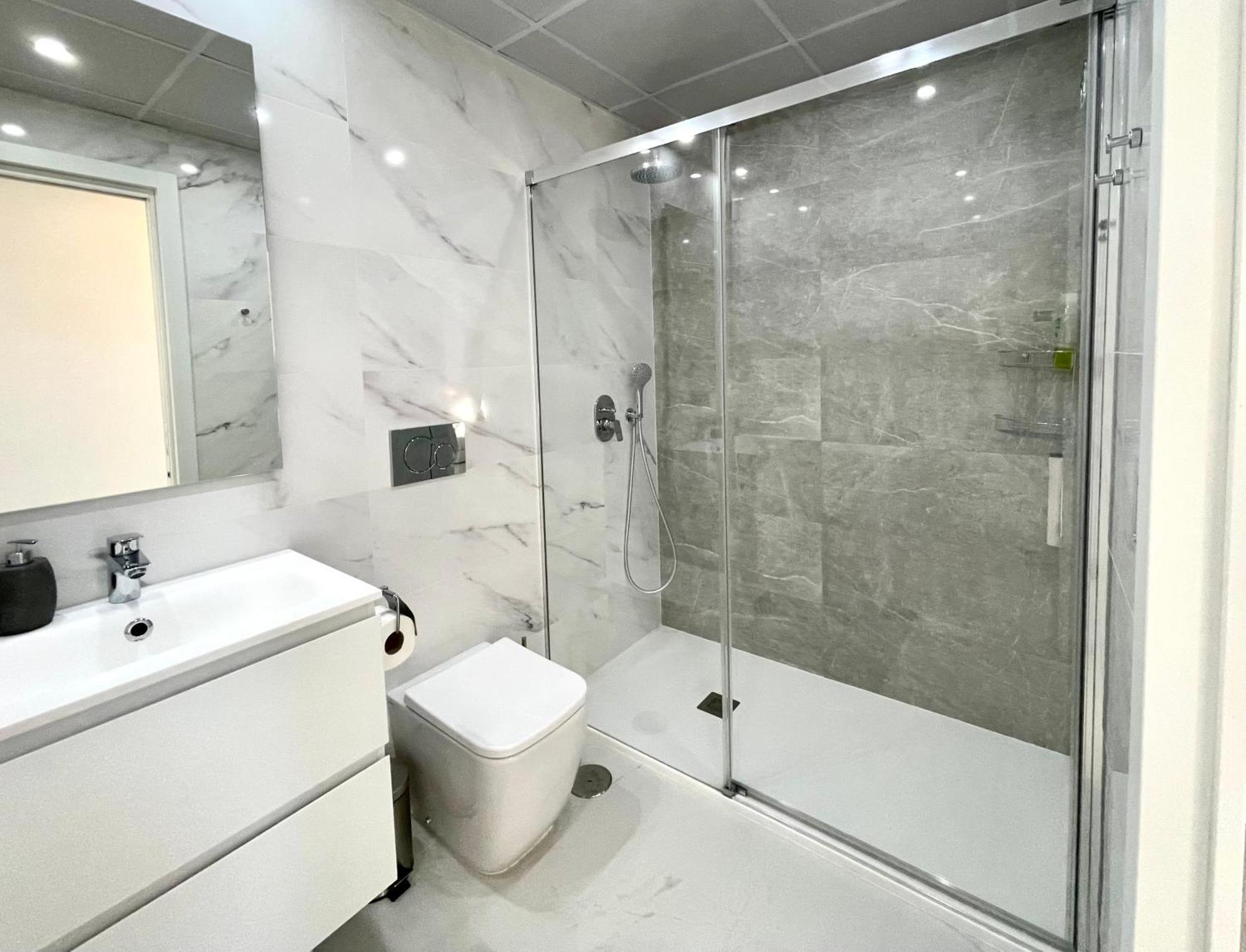 Luxury Apartment Sunset Cliffs Benidorm Eksteriør billede