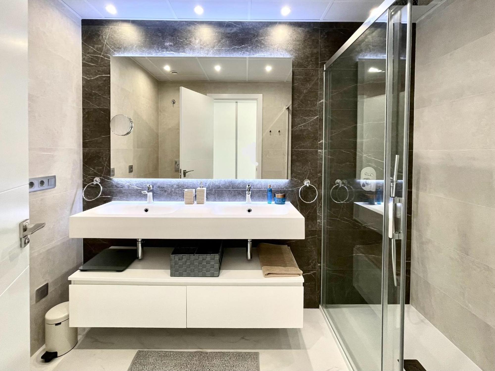 Luxury Apartment Sunset Cliffs Benidorm Eksteriør billede